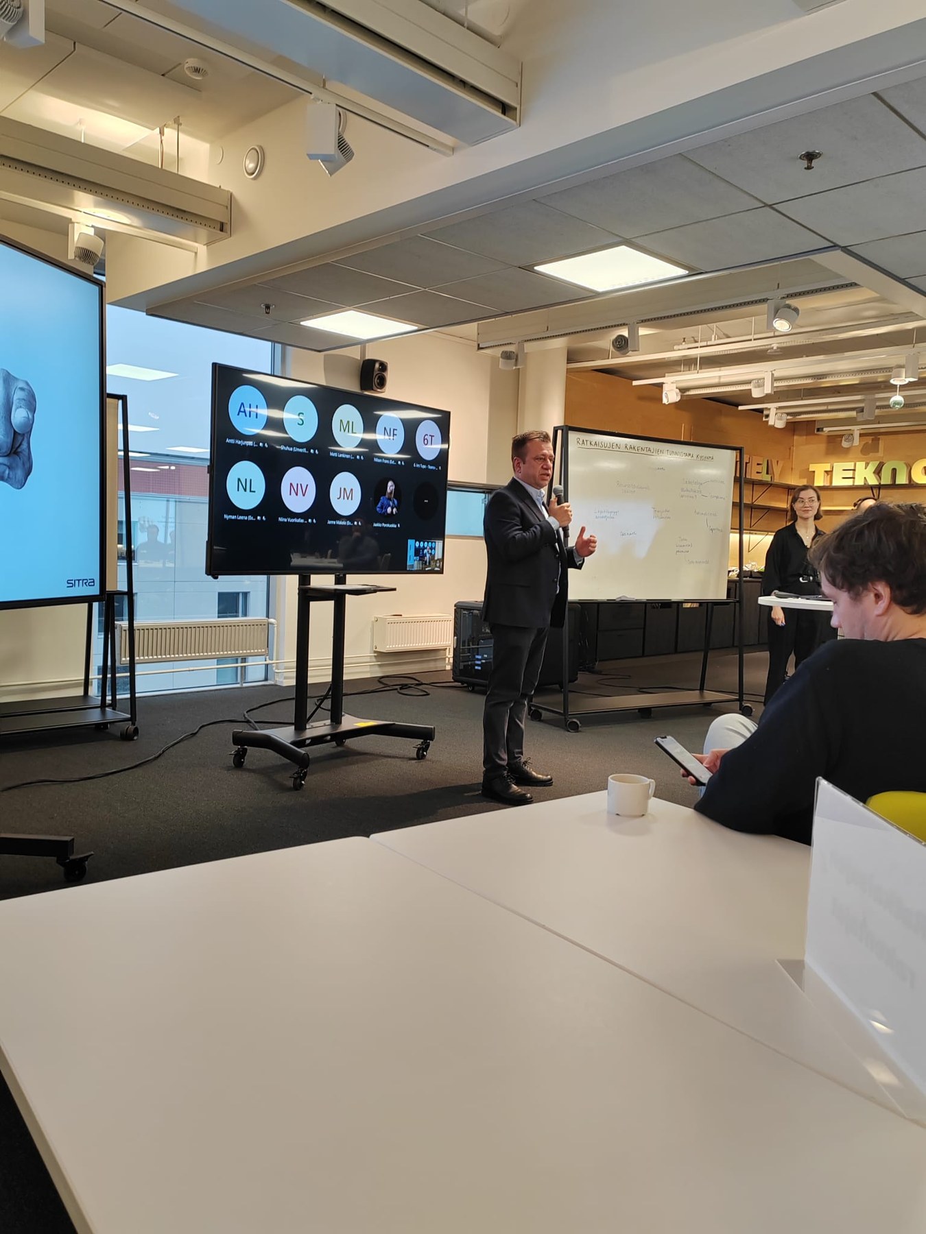 Introducing Steelbridge at a SITRA event